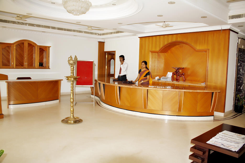 Hotel Prasanth Thiruvananthapuram Esterno foto